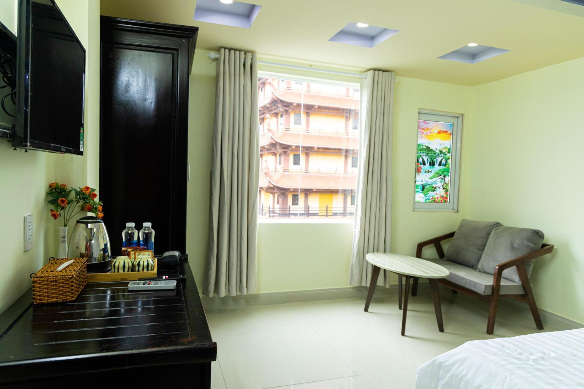 Golden Uc Chau House & 3* TP. Hồ Chí Minh